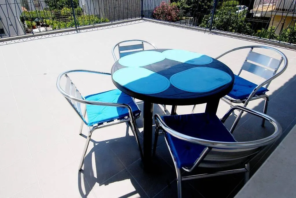 Adela Apartment In Split