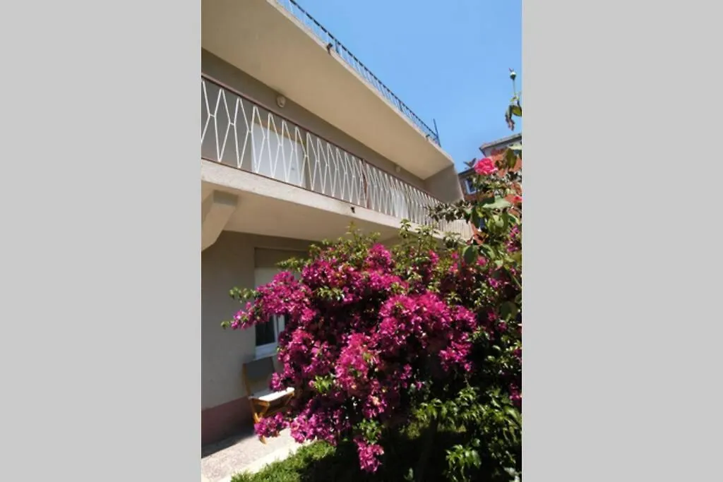 Adela Apartment In Split